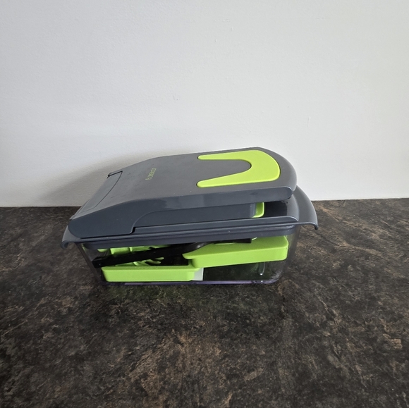 FULLSTAR chopper, used once - Picture 2 of 6